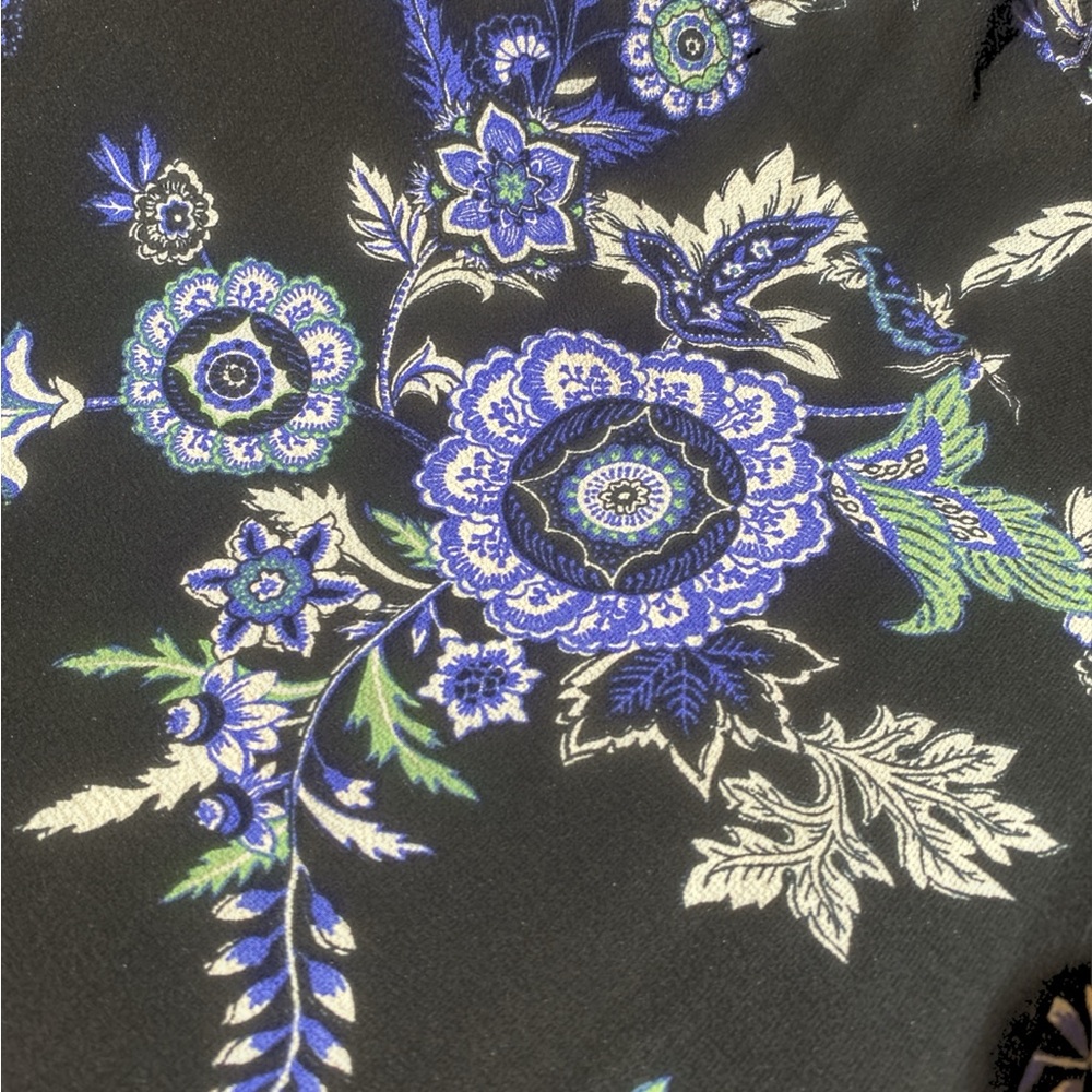 Lane Bryant Black Floral Notched Neck Women's Button-Up Blouse- Size 20 or 2X - Picture 9 of 11